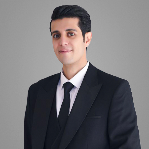 شریف شکفته